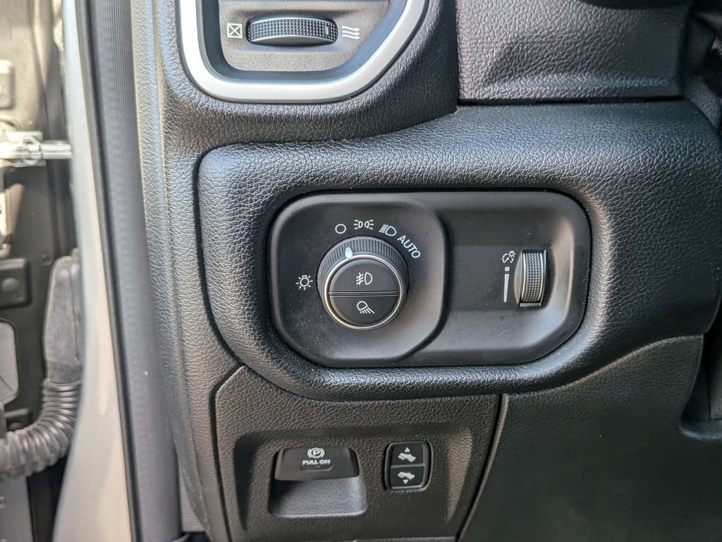 Used 2021 RAM 1500 Lone Star w/ Trailer Tow Group RWD image 18