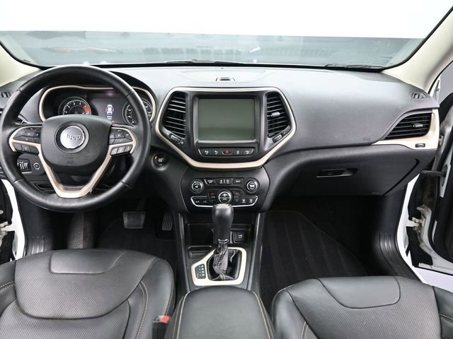 Used 2018 Jeep Cherokee Limited w/ Technology Group image 14
