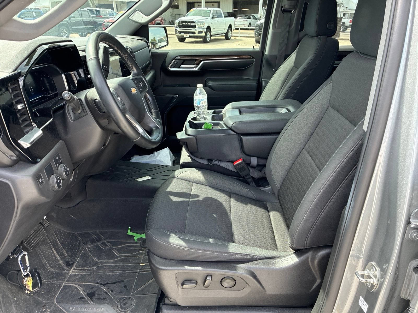 Used 2024 Chevrolet Silverado 1500 LT w/ Protection Package RWD image 15