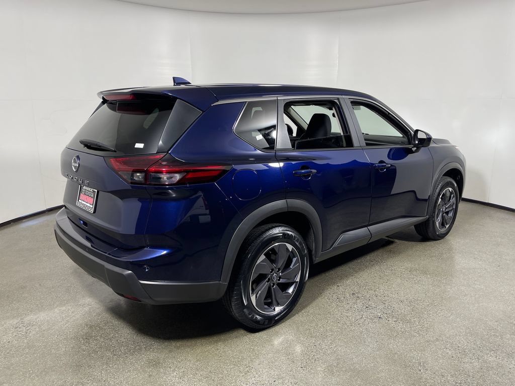 Used 2025 Nissan Rogue SV FWD image 3