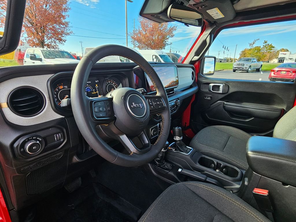 Used 2024 Jeep Wrangler Sport S image 12