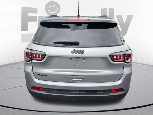 Used 2023 Jeep Compass Latitude w/ Convenience Group AWD/4WD image 6
