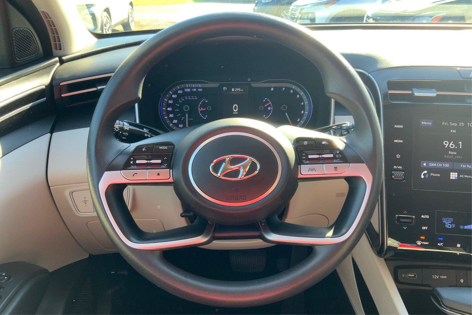 Used 2024 Hyundai Tucson SEL AWD/4WD image 16