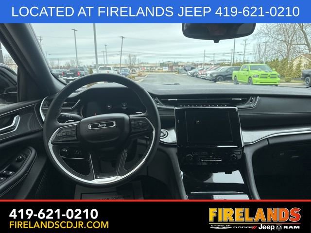 Used 2023 Jeep Grand Cherokee Altitude image 6