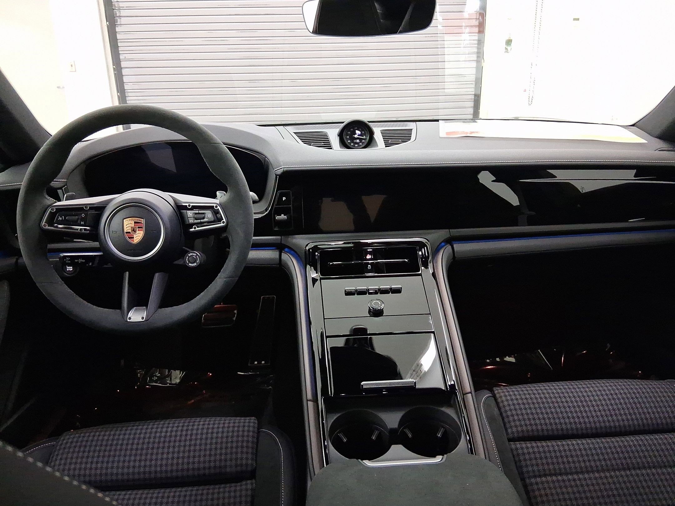 New 2026 Porsche Panamera 4 image 22