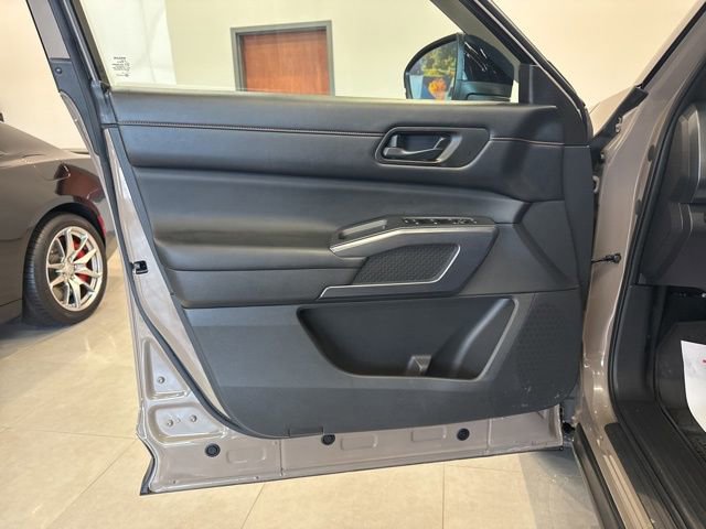 Used 2023 Nissan Pathfinder Rock Creek image 22