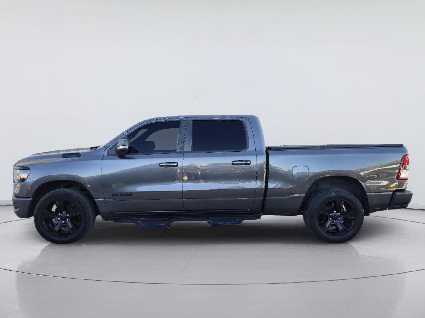 Used 2022 RAM 1500 Big Horn AWD/4WD image 2