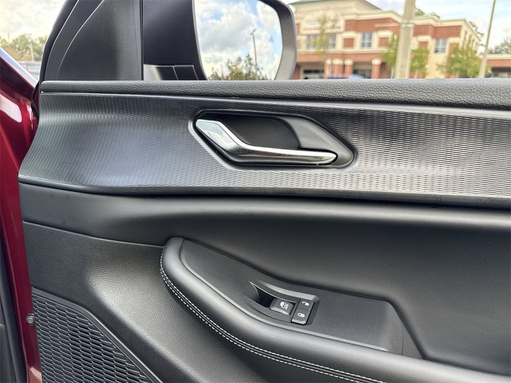 New 2025 Jeep Grand Cherokee Laredo X w/ Luxury Tech Group I image 28