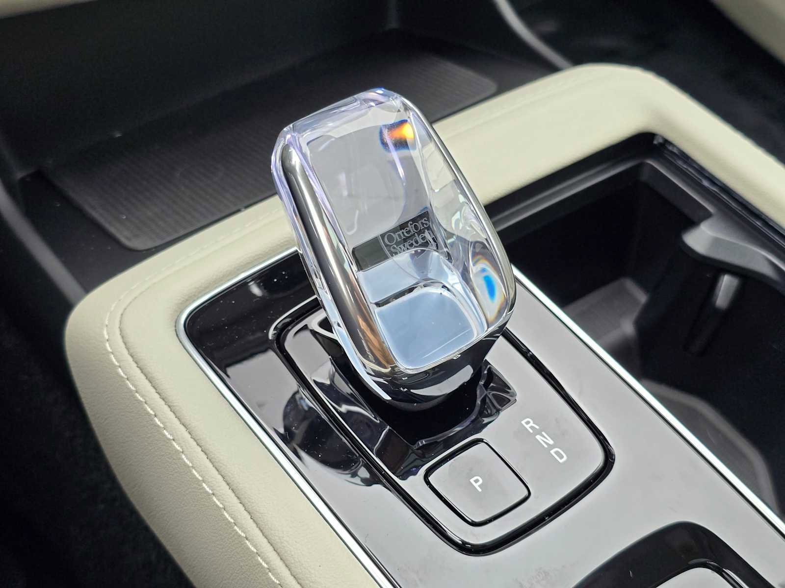 New 2026 Volvo XC90 T8 Ultra w/ Lounge Package image 32