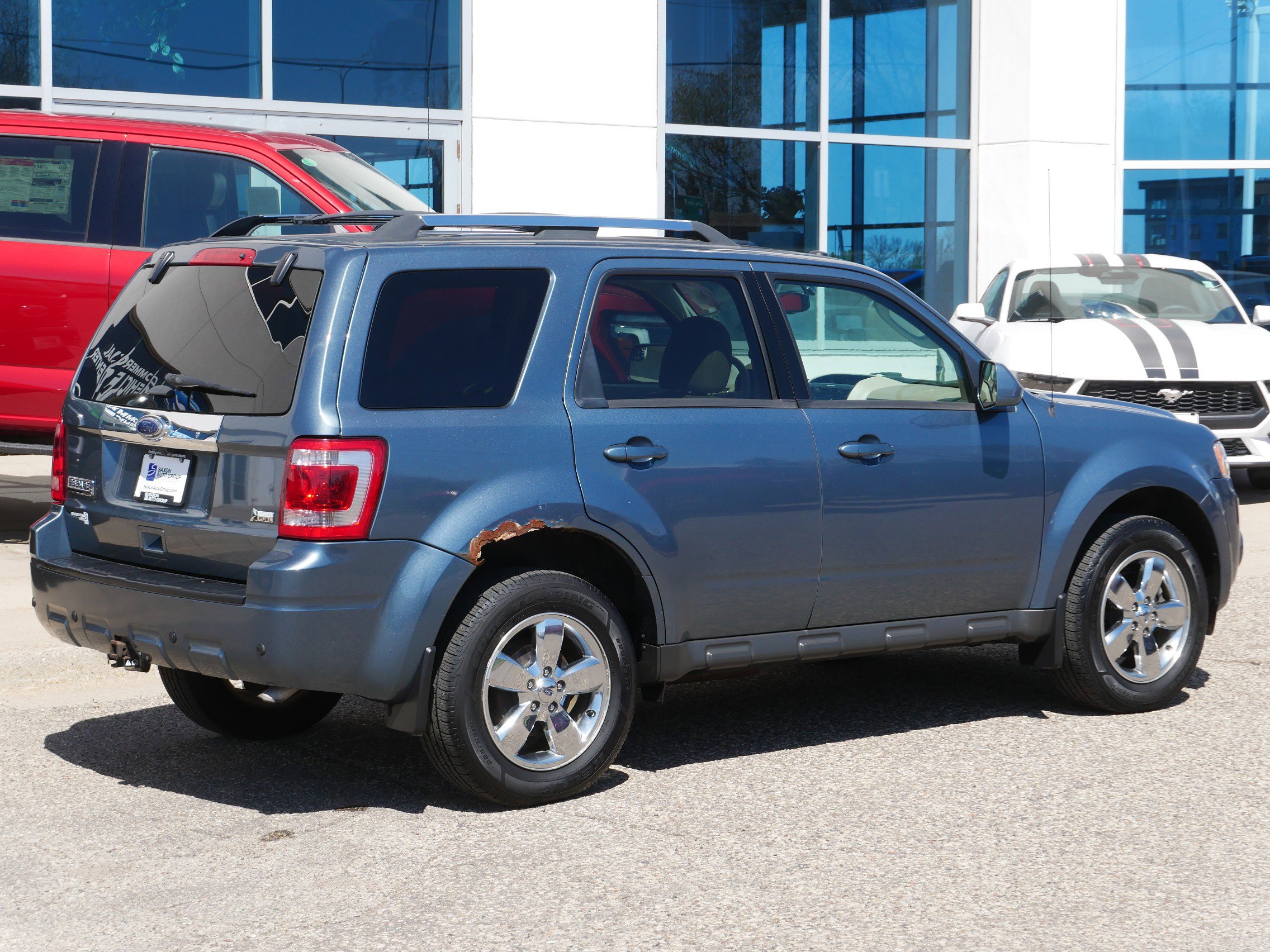 Used 2012 Ford Escape Limited AWD/4WD image 3