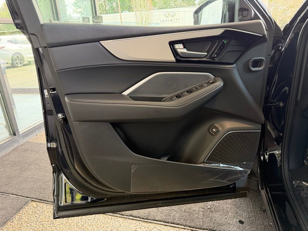 New 2026 Acura MDX SH-AWD image 11