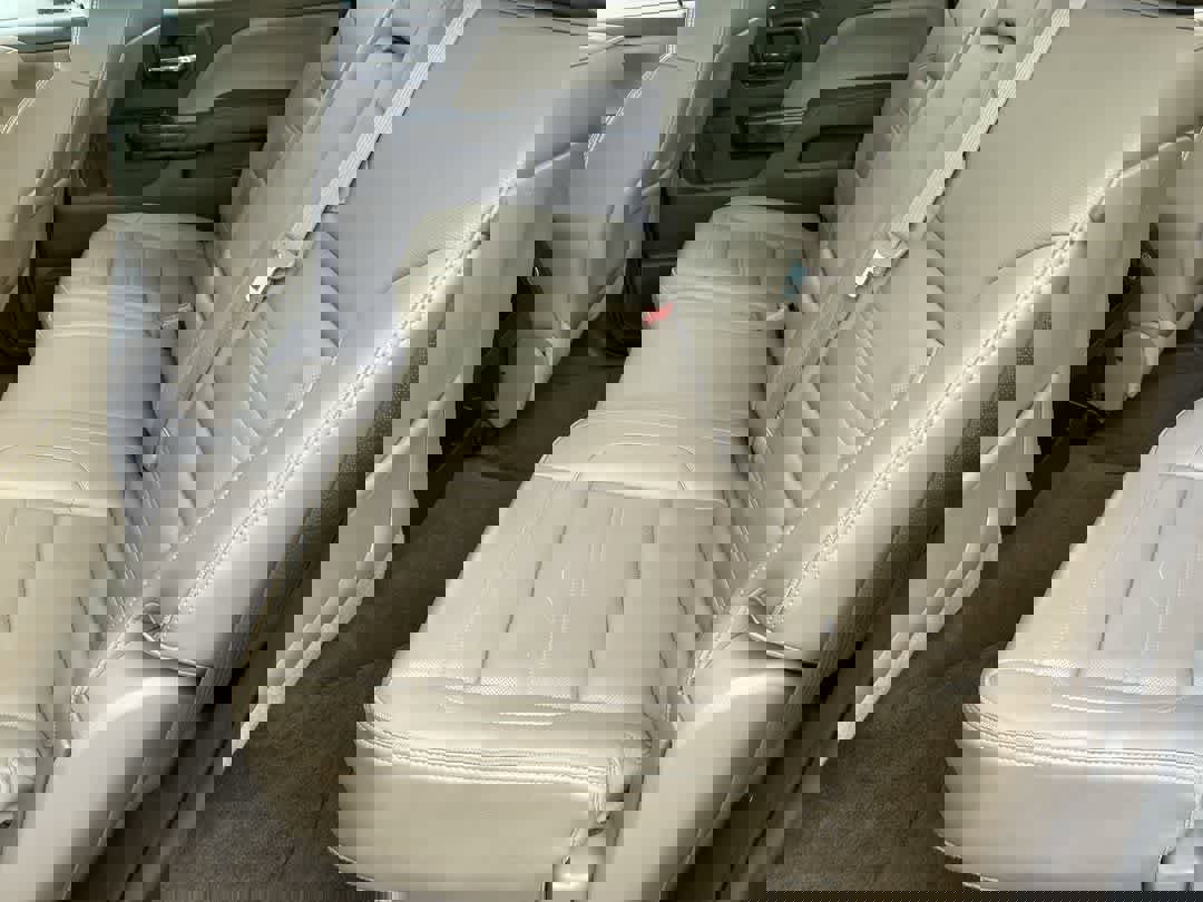 Used 2015 GMC Sierra 3500 Denali w/ Duramax Plus Package image 23