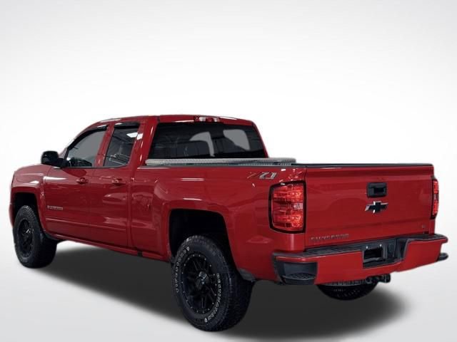 Used 2018 Chevrolet Silverado 1500 LT w/ All Star Edition AWD/4WD image 9