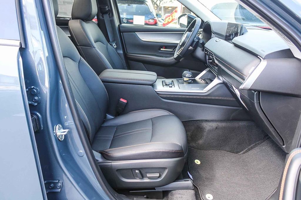 New 2026 MAZDA CX-90 3.3 Turbo w/ Premium Sport Pkg image 17