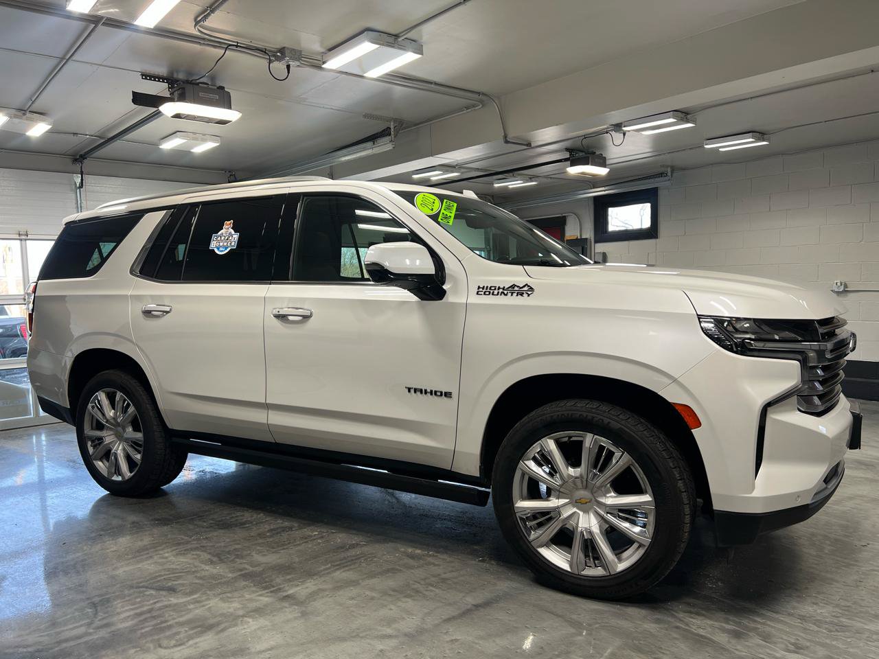 Used 2021 Chevrolet Tahoe High Country AWD/4WD image 9