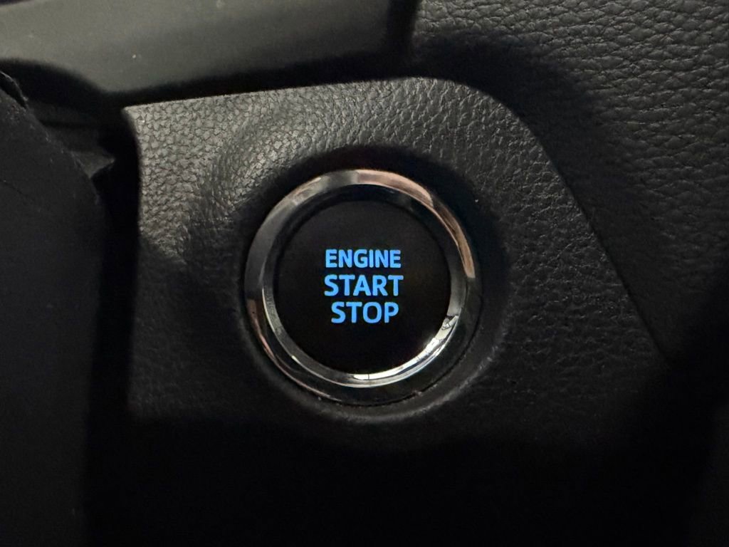 Used 2021 Toyota RAV4 Limited image 23