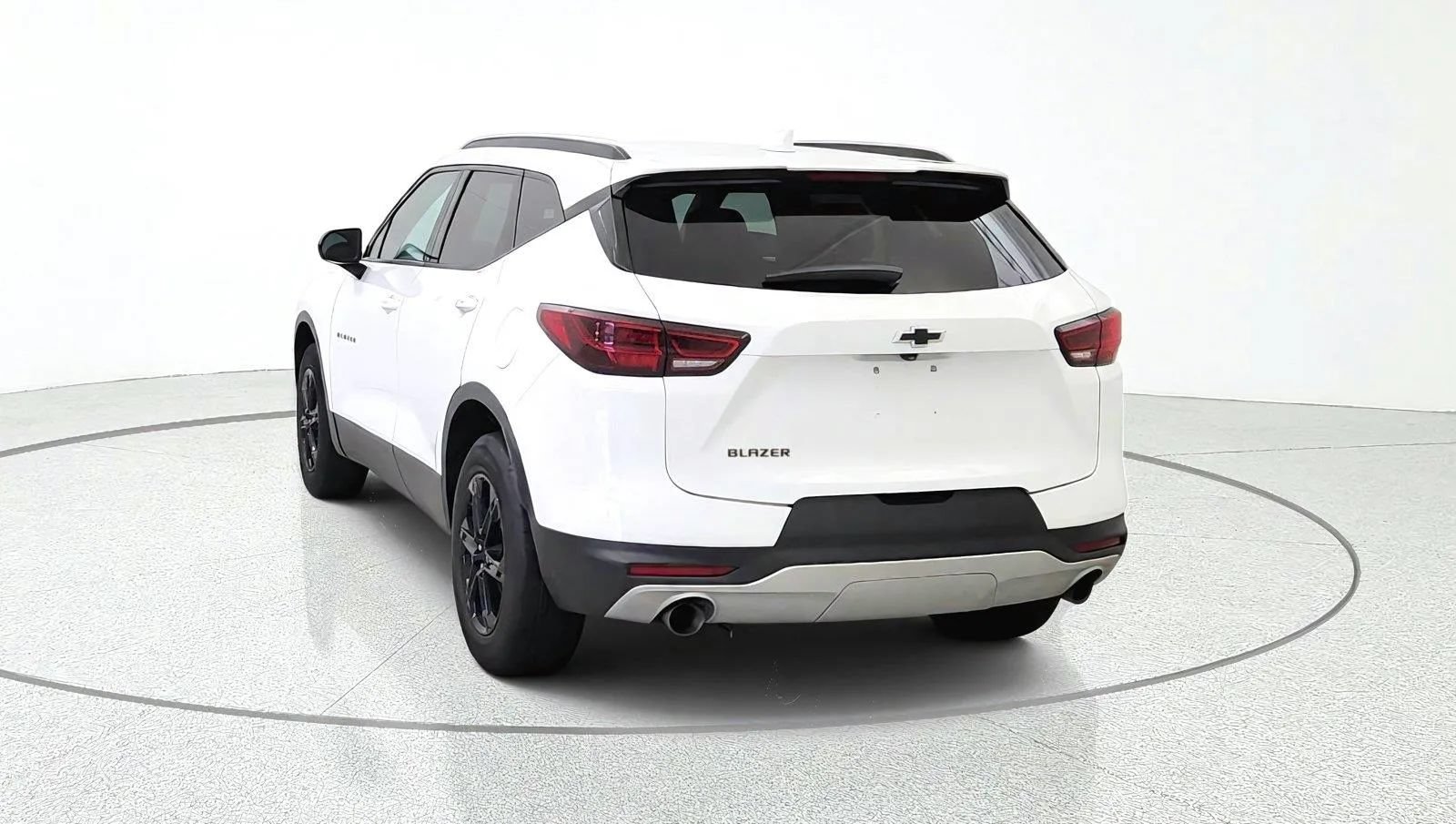 Used 2023 Chevrolet Blazer LT w/ Convenience Package FWD image 7