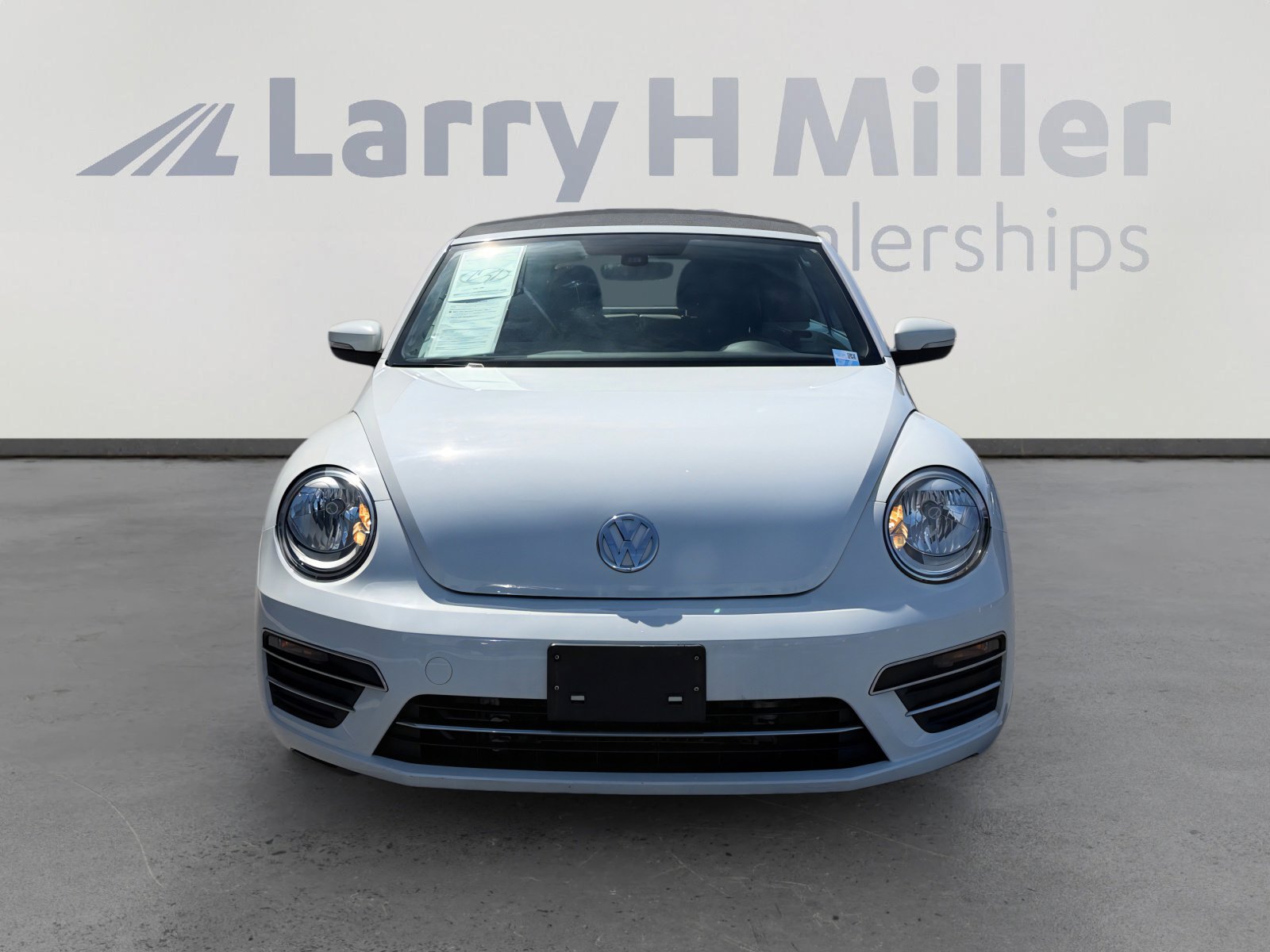 Used 2017 Volkswagen Beetle 1.8T S image 6