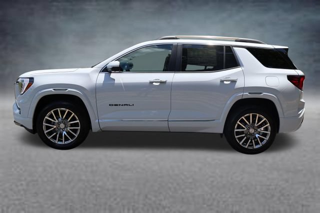New 2026 GMC Terrain Denali w/ LPO, Black Badging Package AWD/4WD image 4