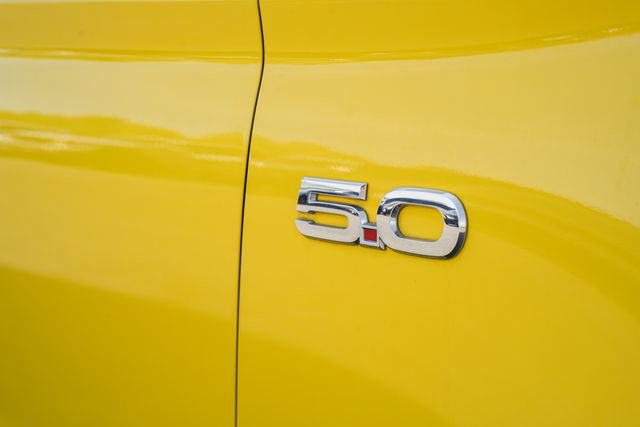 Used 2018 Ford Mustang GT Premium image 22