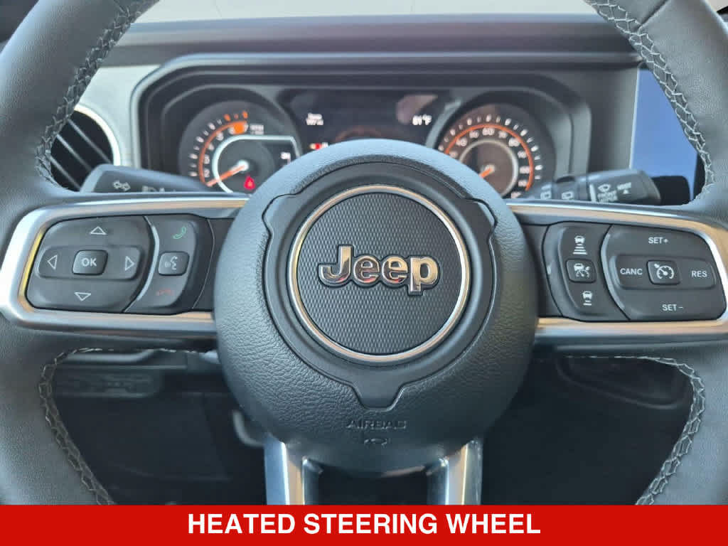 Used 2026 Jeep Wrangler Unlimited Sahara AWD/4WD image 22