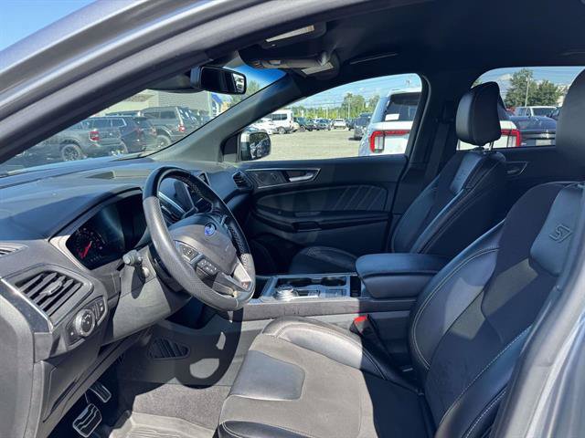 Used 2023 Ford Edge ST AWD/4WD image 13