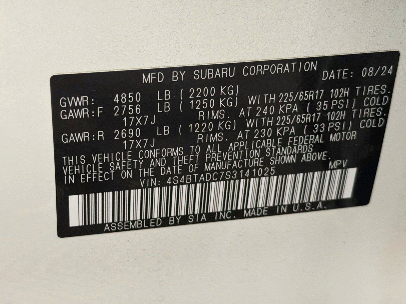 Used 2025 Subaru Outback Premium w/ Popular Package #1A AWD/4WD image 39