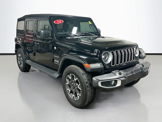 Used 2024 Jeep Wrangler Sahara w/ Technology Group image 3