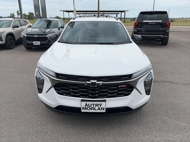 New 2026 Chevrolet Trax RS w/ Sunroof Package FWD image 9