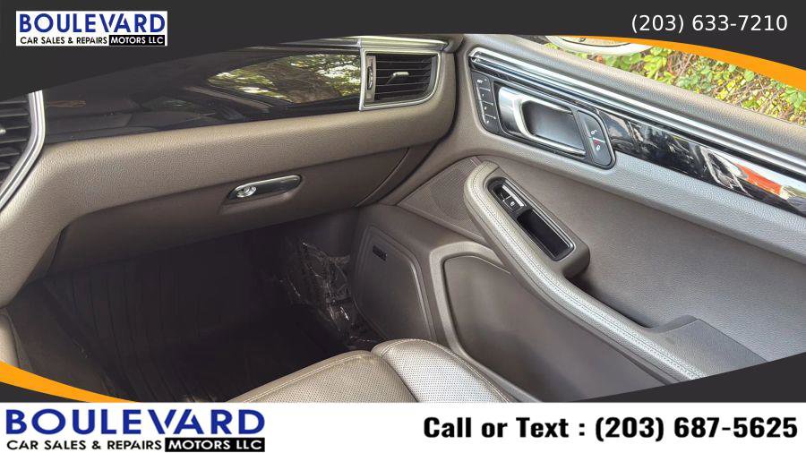 Used 2017 Porsche Macan S image 13