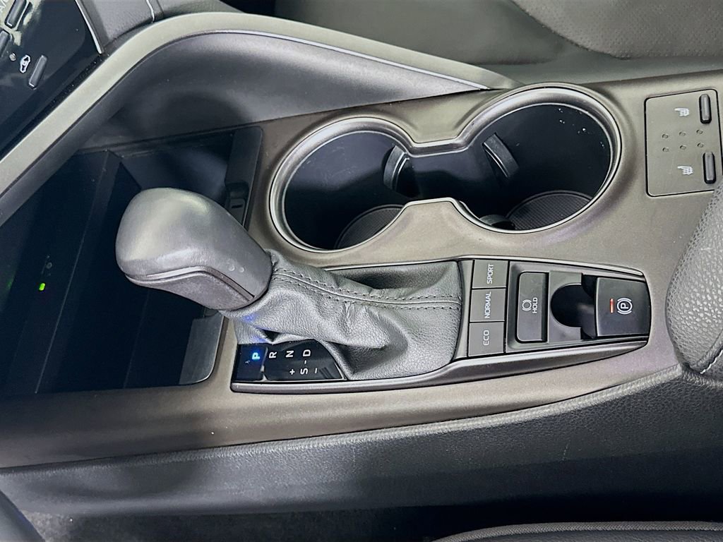 Used 2023 Toyota Camry XSE image 16