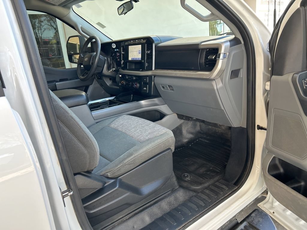 Used 2024 Ford F350 XLT w/ FX4 Off-Road Package AWD/4WD image 29