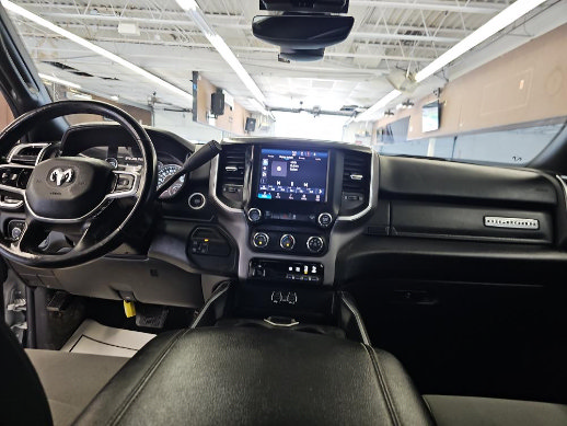 Used 2024 RAM 2500 Big Horn w/ Off Road Package AWD/4WD image 9