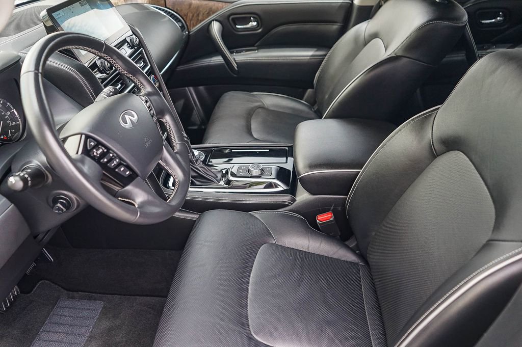 Certified 2024 INFINITI QX80 Premium Select w/ Cargo Package AWD/4WD image 17