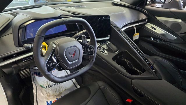 New 2025 Chevrolet Corvette Stingray Preferred Cpe w/ Z51 Performance Package image 18