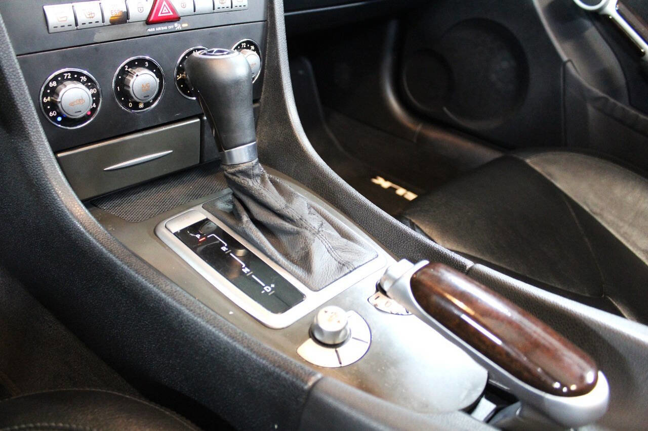 Used 2007 Mercedes-Benz SLK 350 image 16