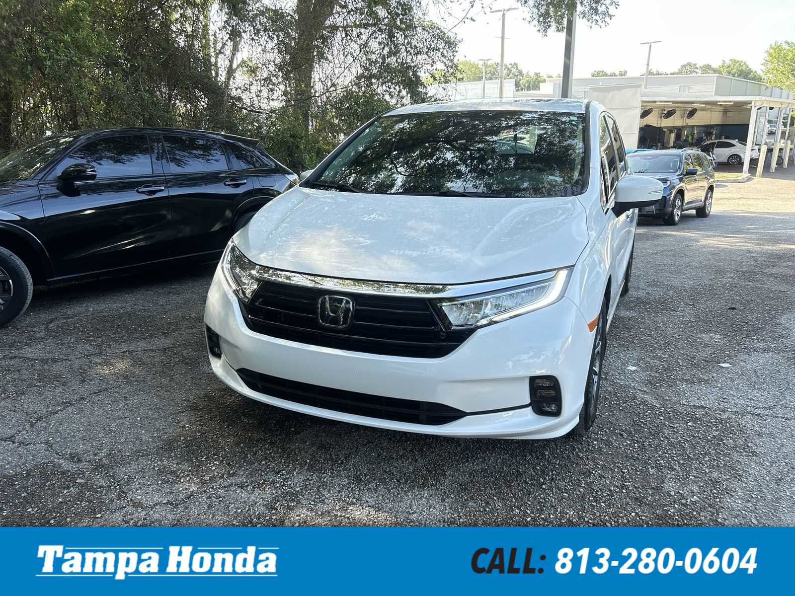 Certified 2024 Honda Odyssey EX-L image 1