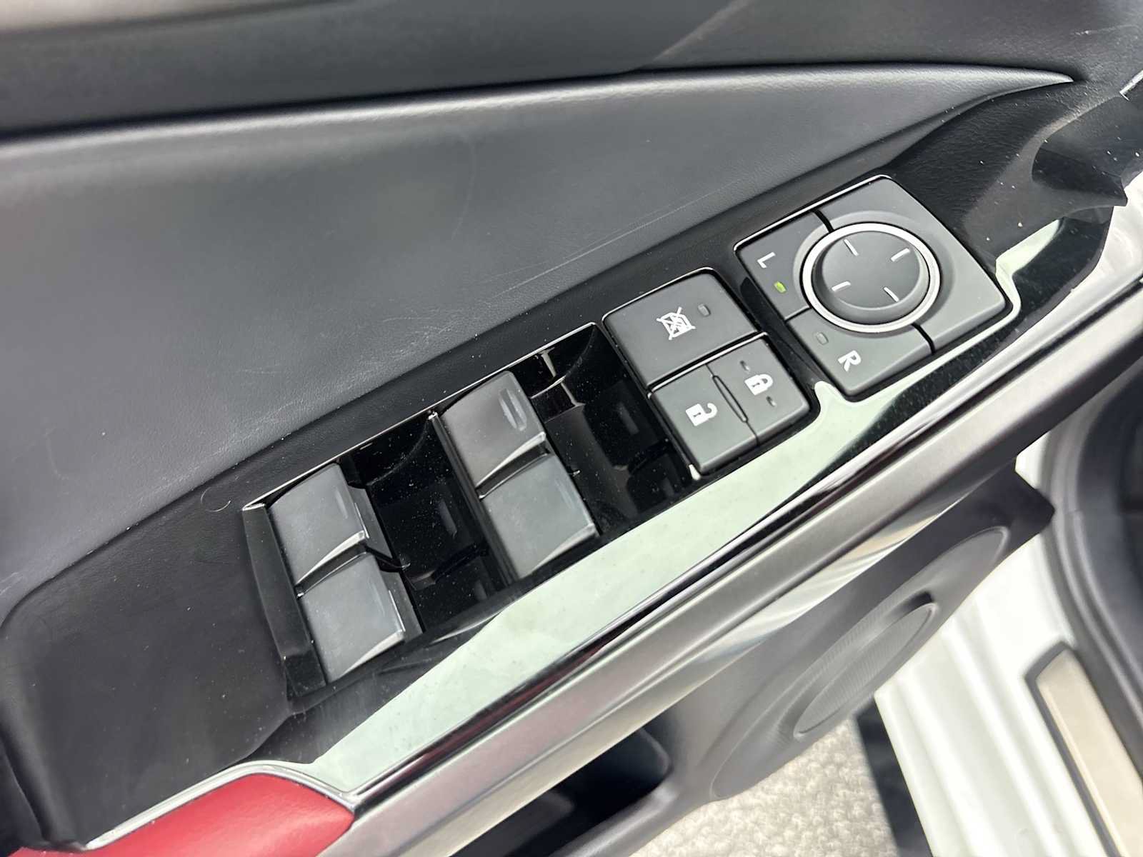 Used 2024 Lexus IS 300 F Sport RWD image 23
