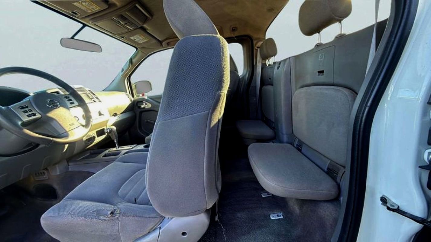 Used 2018 Nissan Frontier S image 11