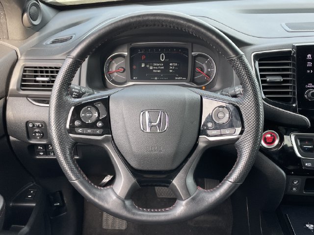 Certified 2024 Honda Passport Black Edition image 12