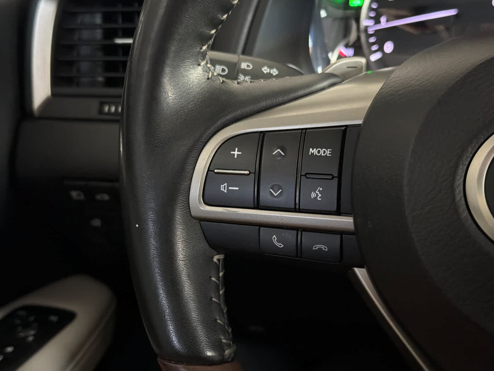 Used 2020 Lexus RX 350 FWD w/ Premium Package image 27