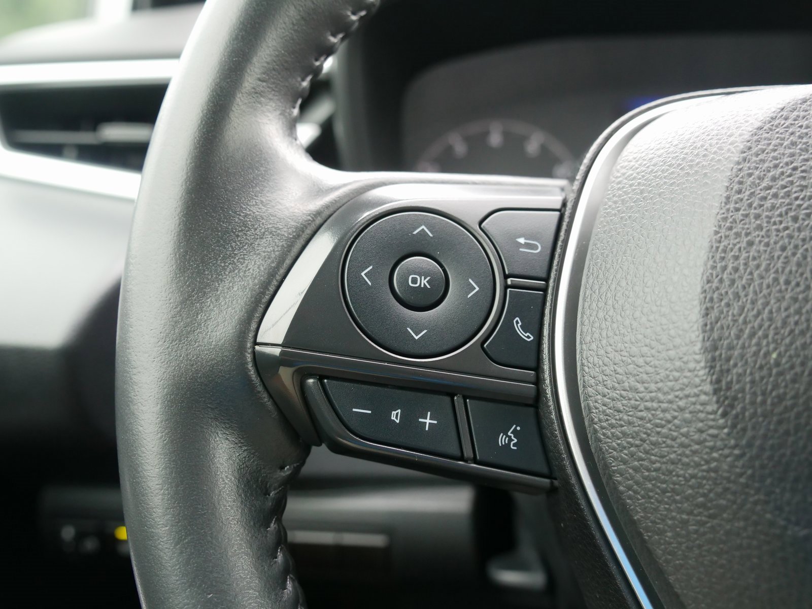 Used 2023 Toyota Corolla SE image 17