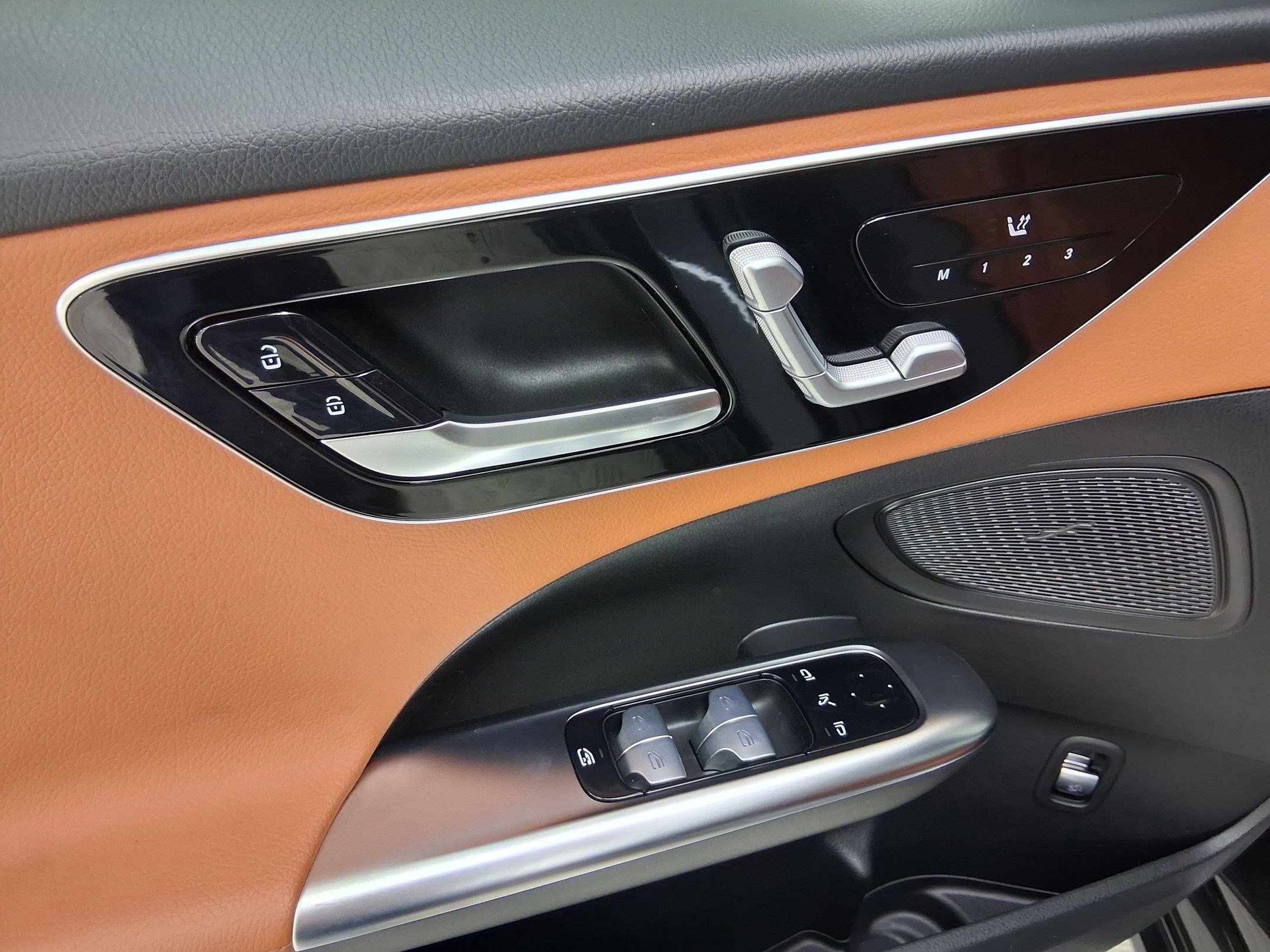 Used 2023 Mercedes-Benz C 300 Sedan image 22