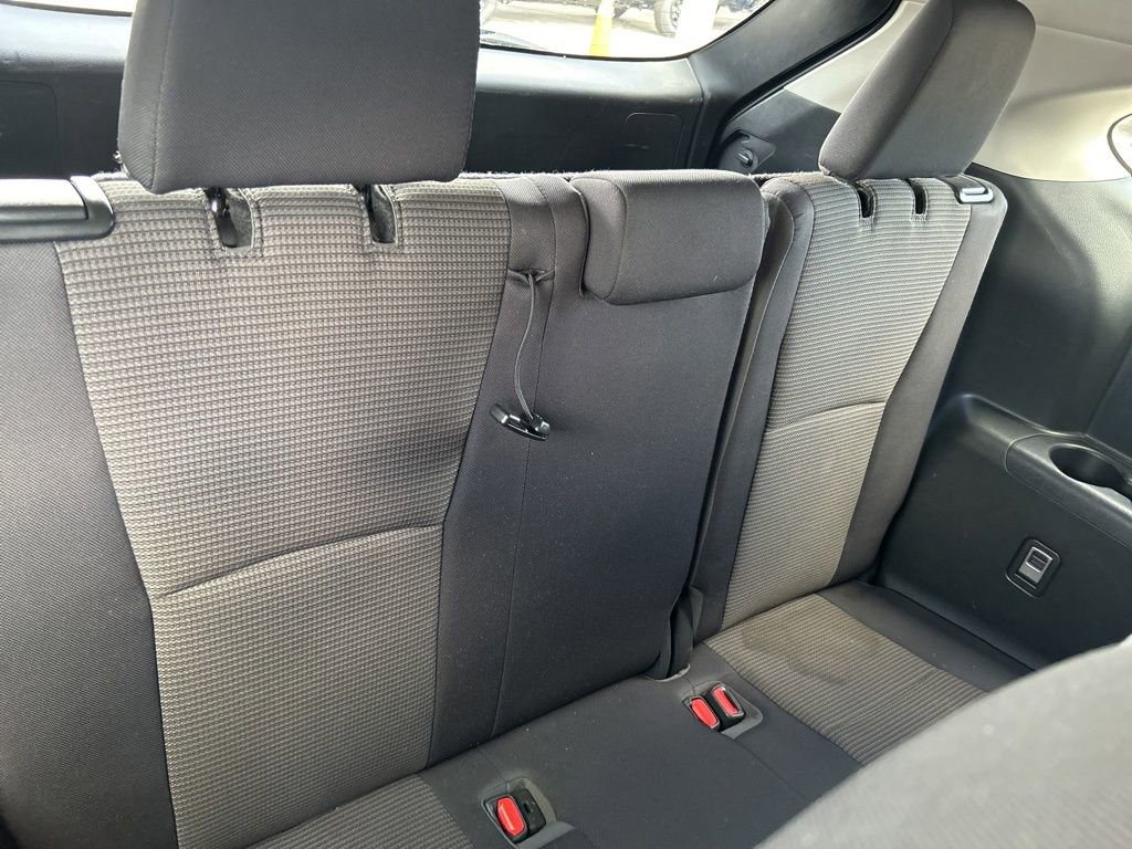 Used 2023 Toyota Highlander L image 29