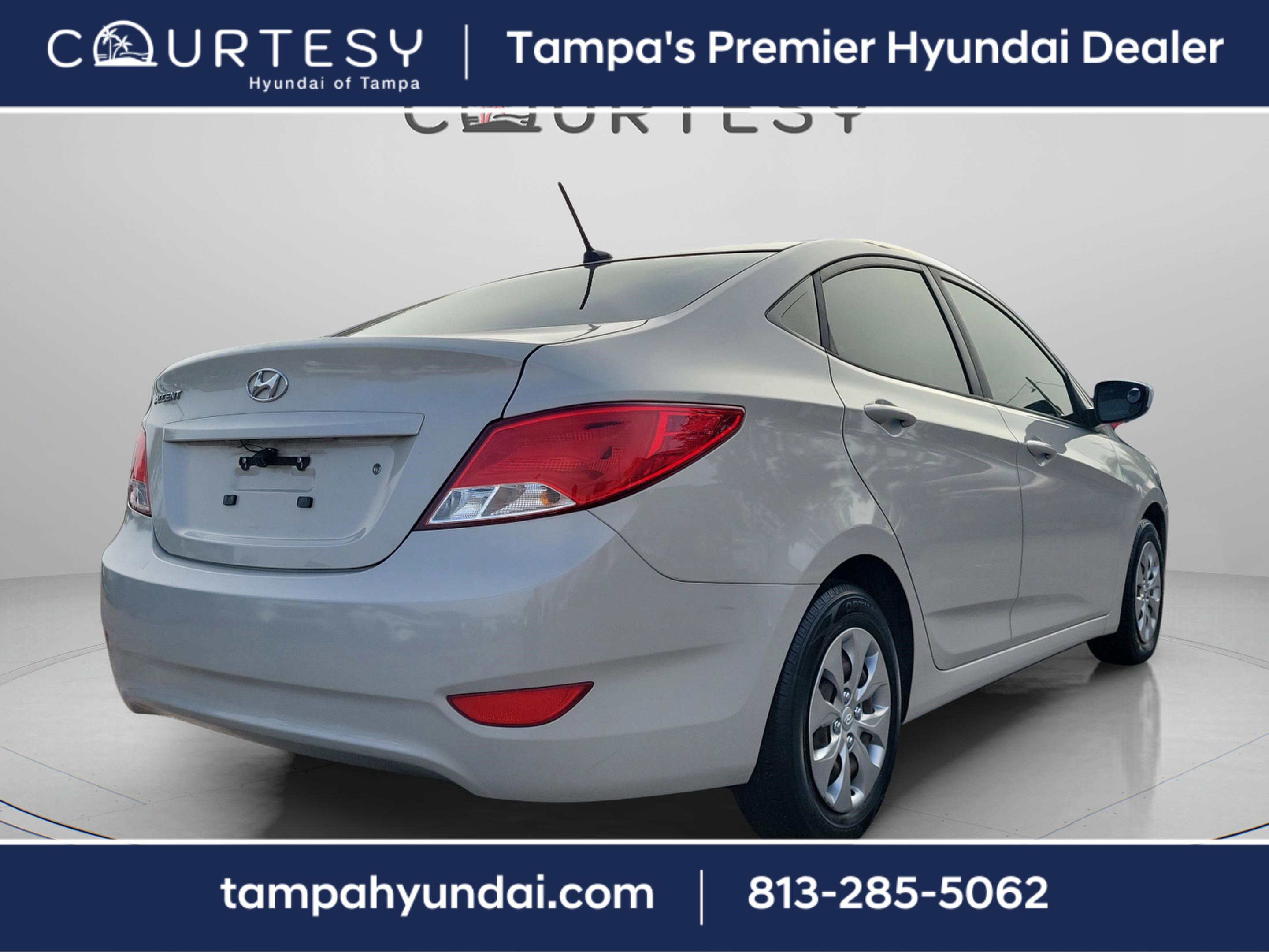 Used 2017 Hyundai Accent SE image 3