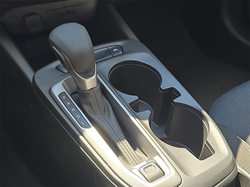 Used 2025 Chevrolet Trax LS image 16