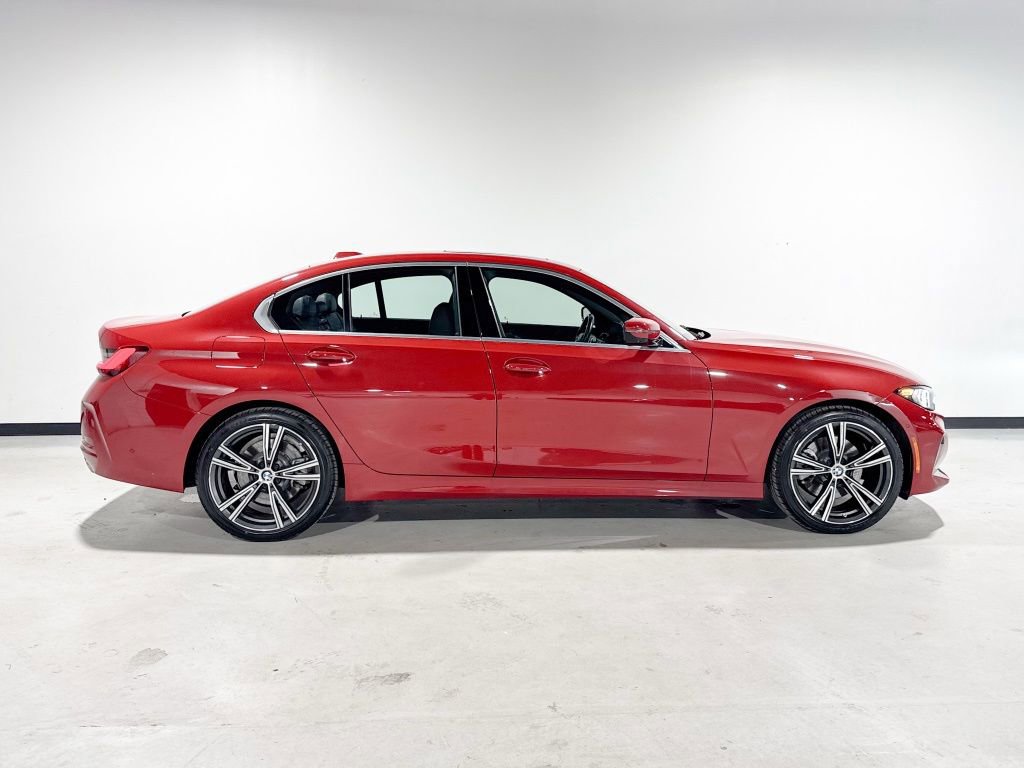 Used 2024 BMW 330i Sedan image 11
