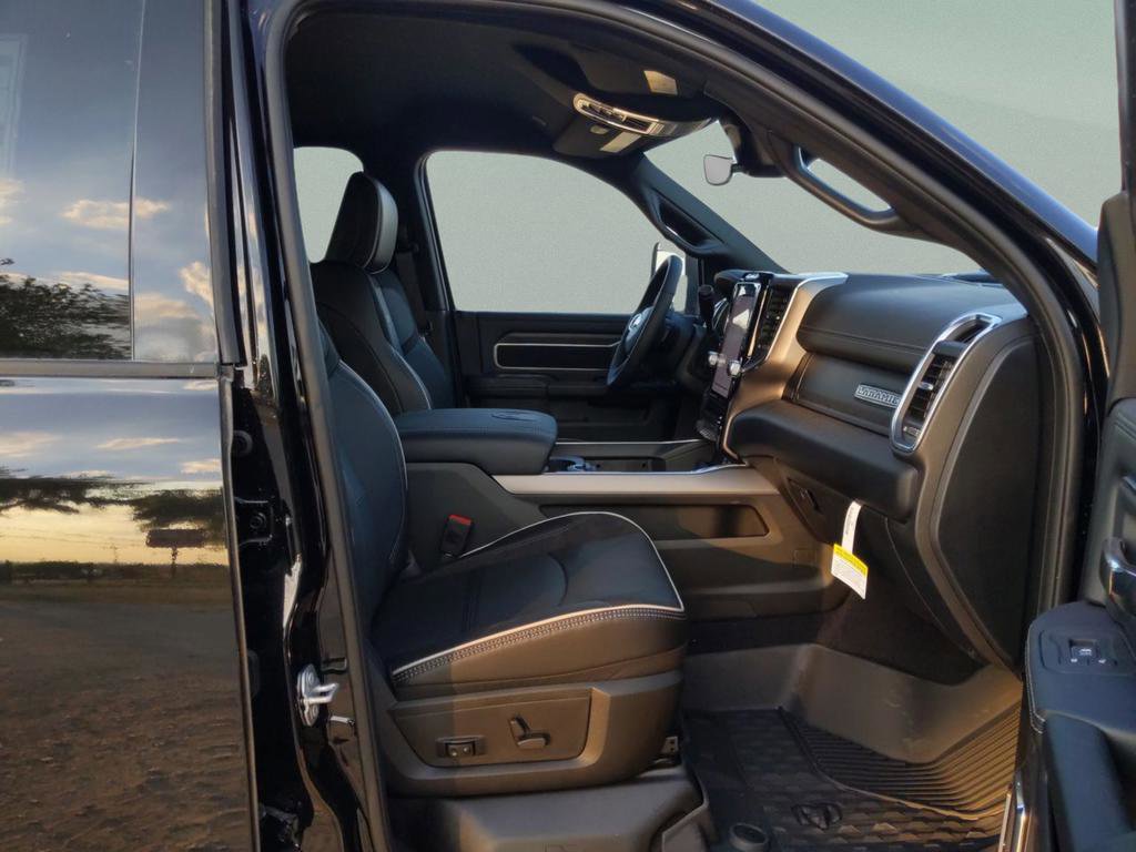 New 2026 RAM 2500 Laramie w/ Night Edition image 31