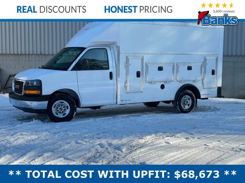 New 2026 GMC Savana 3500 w/ Driver Convenience Package image 2