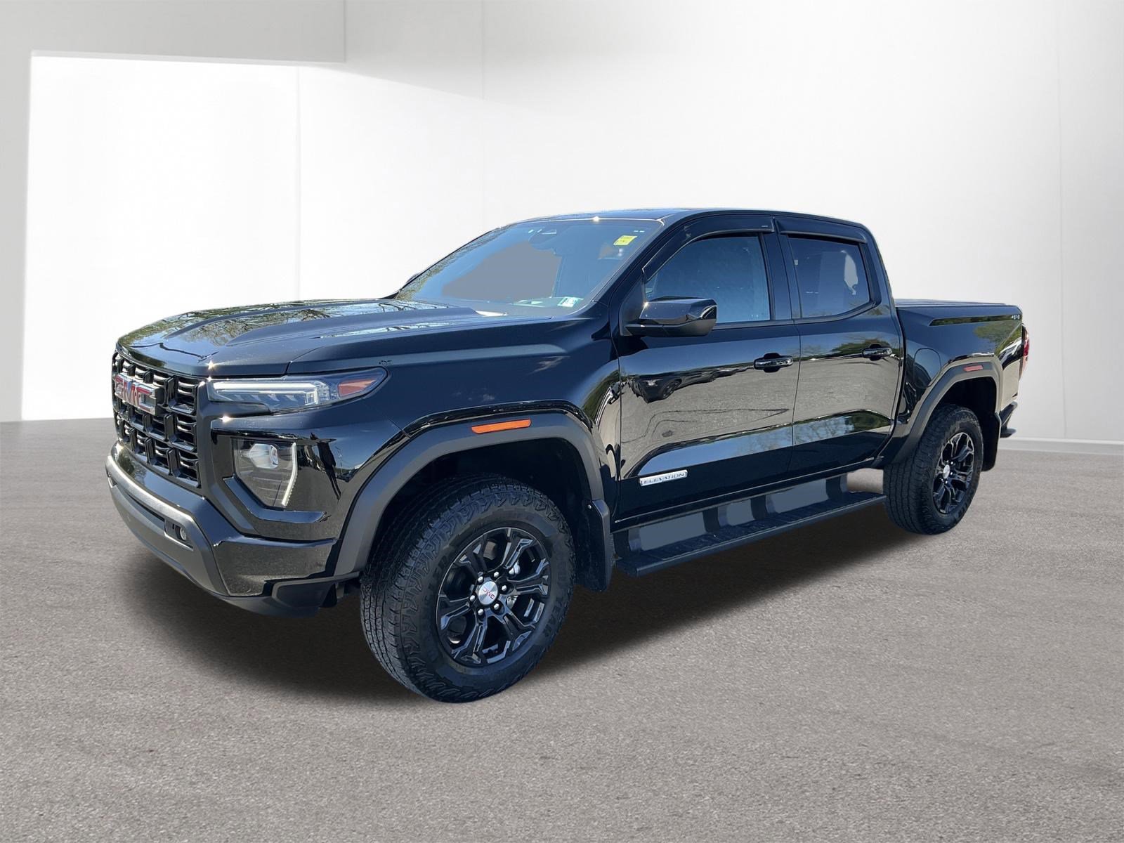 Used 2024 GMC Canyon Elevation w/ Convenience Package AWD/4WD image 7